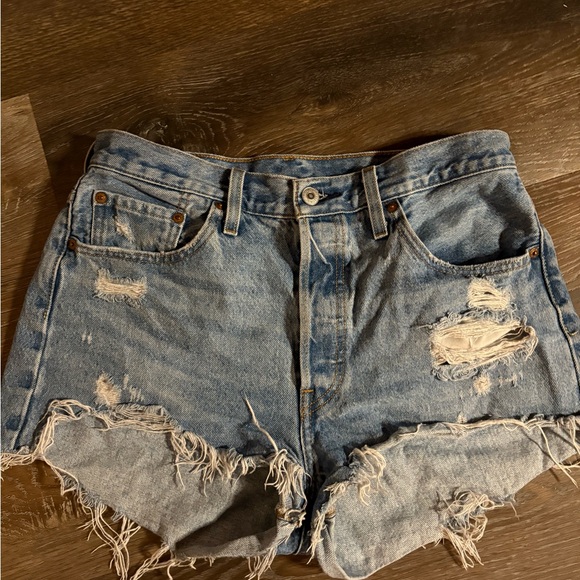 Vintage Levi’s | Light Blue Jean Shorts - Picture 2 of 3